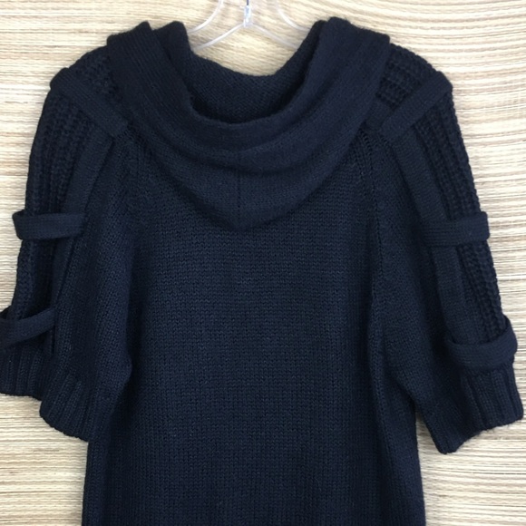 Trina Turk Alpaca Blend Cable Knit Short Sleeve Hoodie Sweater In  Black Size M - Picture 5 of 8